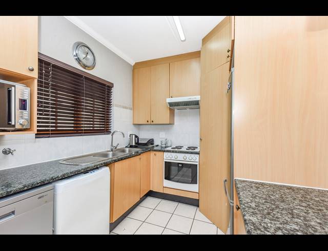 3 BEDROOM APARTMENT FOR SALE IN PAULSHOF